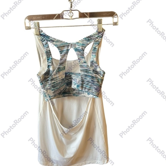 Lululemon cute little top size 4 - Picture 1 of 3